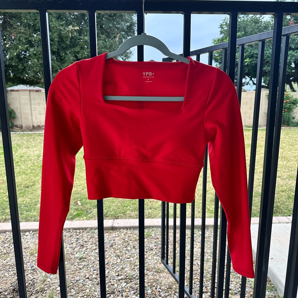 Abercrombie & Fitch YPB Red Cropped Workout Top